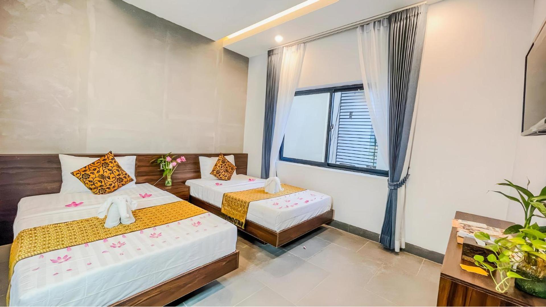 The Luxury Otel Siem Reap Dış mekan fotoğraf