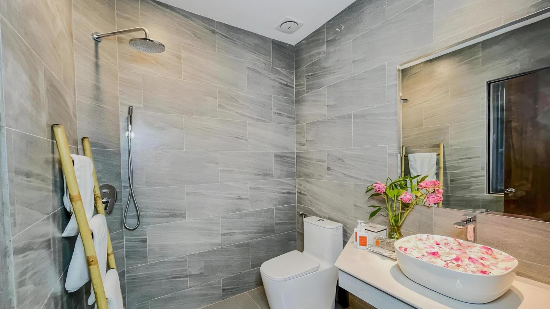 The Luxury Otel Siem Reap Dış mekan fotoğraf