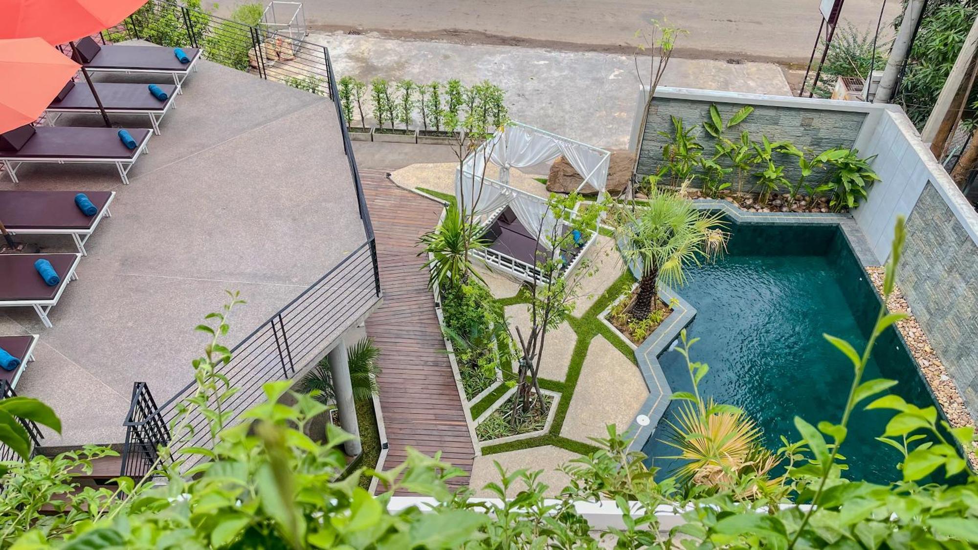 The Luxury Otel Siem Reap Dış mekan fotoğraf