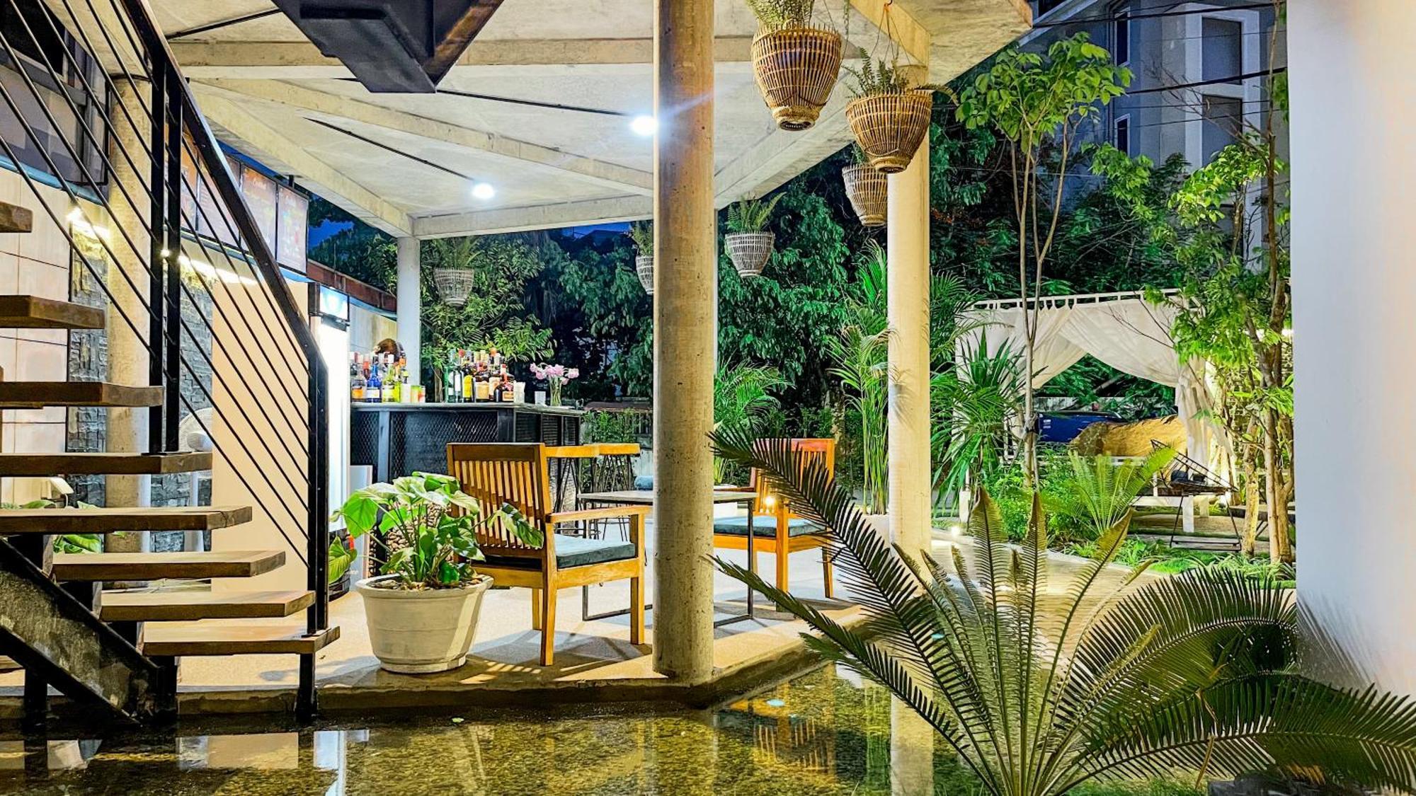 The Luxury Otel Siem Reap Dış mekan fotoğraf